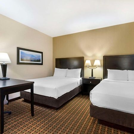 Best Western Pacific Inn Vernon Exterior photo