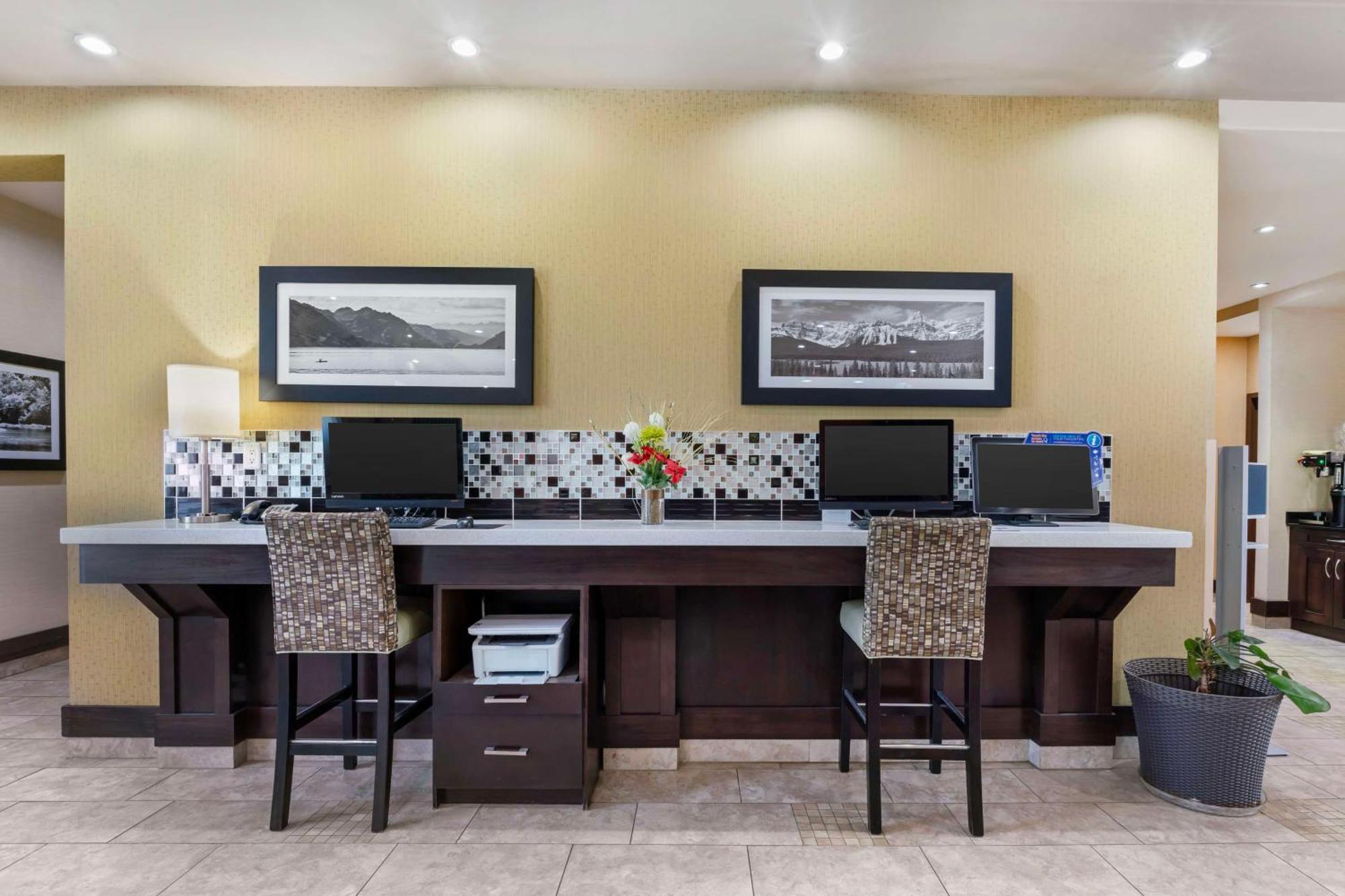 Best Western Pacific Inn Vernon Exterior photo